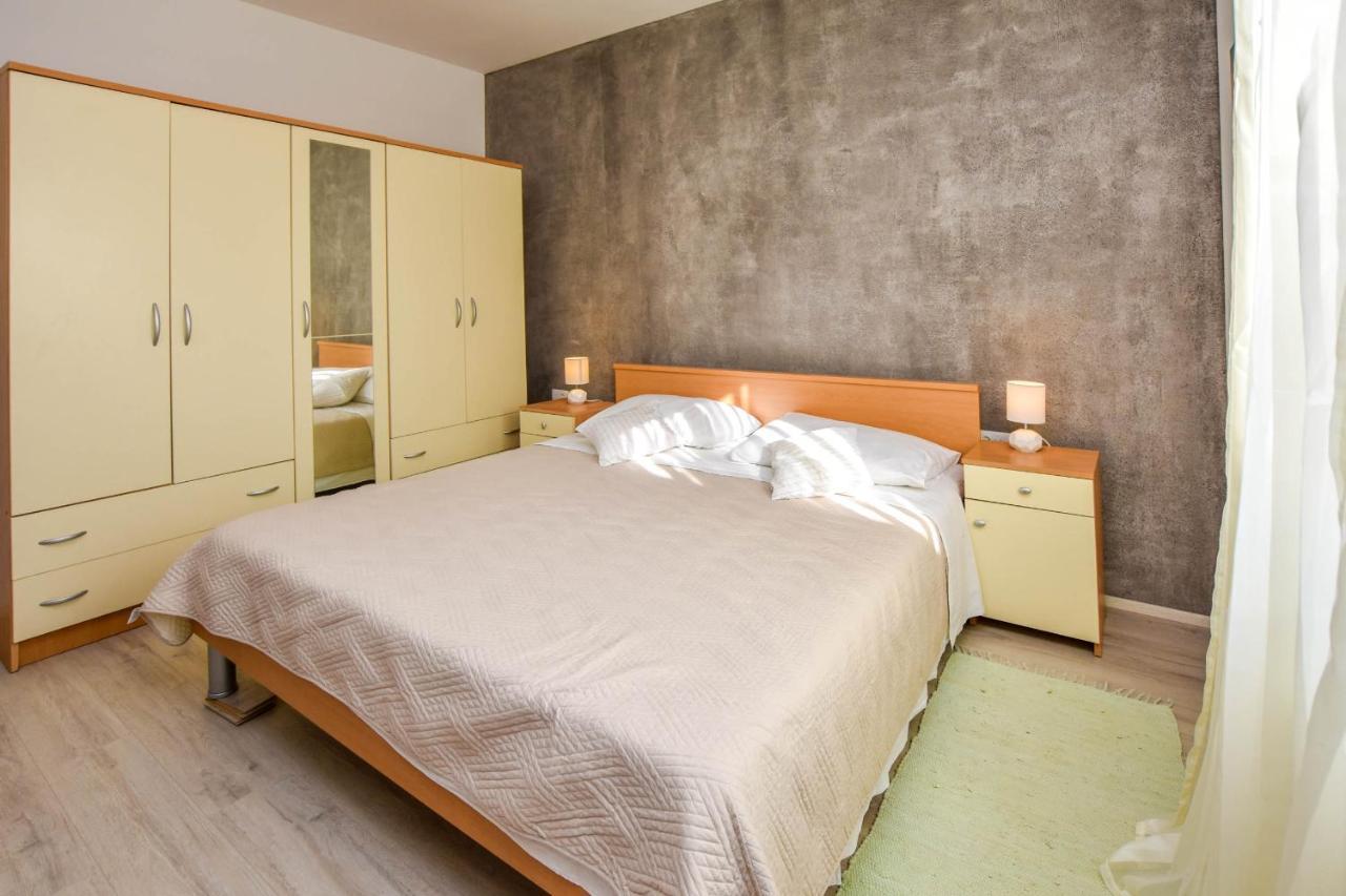 Kuca Za Odmor Lucija Apartment Vrana  Luaran gambar