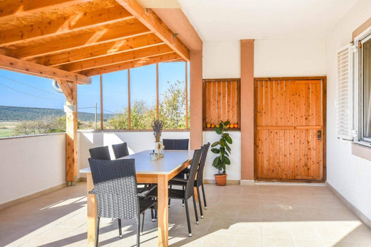 Kuca Za Odmor Lucija Apartment Vrana  Luaran gambar