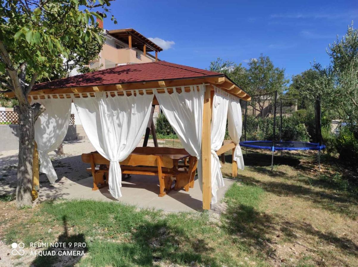 Kuca Za Odmor Lucija Apartment Vrana  Luaran gambar