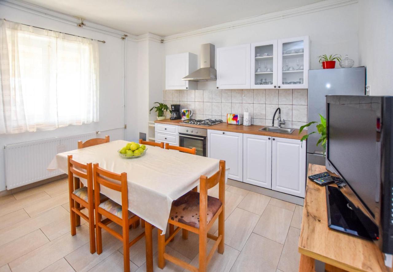 Kuca Za Odmor Lucija Apartment Vrana  Luaran gambar