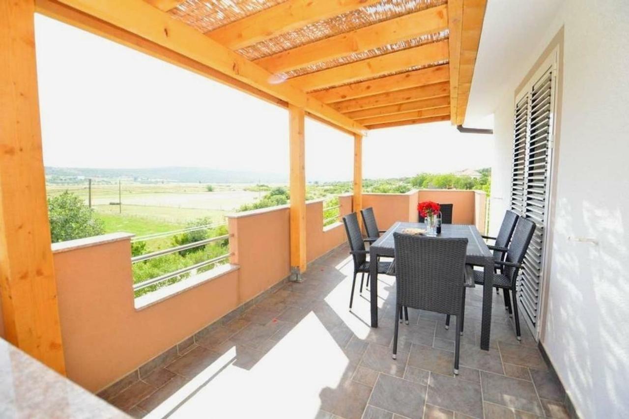 Kuca Za Odmor Lucija Apartment Vrana  Luaran gambar