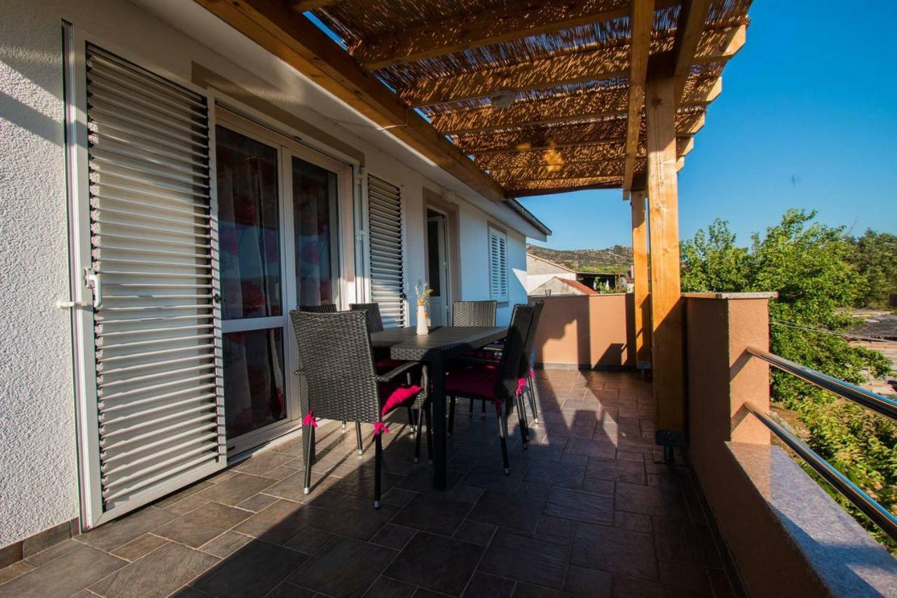 Kuca Za Odmor Lucija Apartment Vrana  Luaran gambar