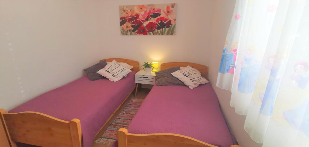 Kuca Za Odmor Lucija Apartment Vrana  Luaran gambar
